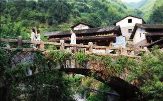 周五出团,亲子组合1大1小1800元 组 温州雁荡山 楠溪江林坑古村落 石桅岩 特色烤全羊双动三日游